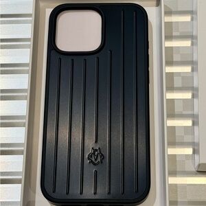 RIMOWA - Black iPhone 16 Pro / Max Case